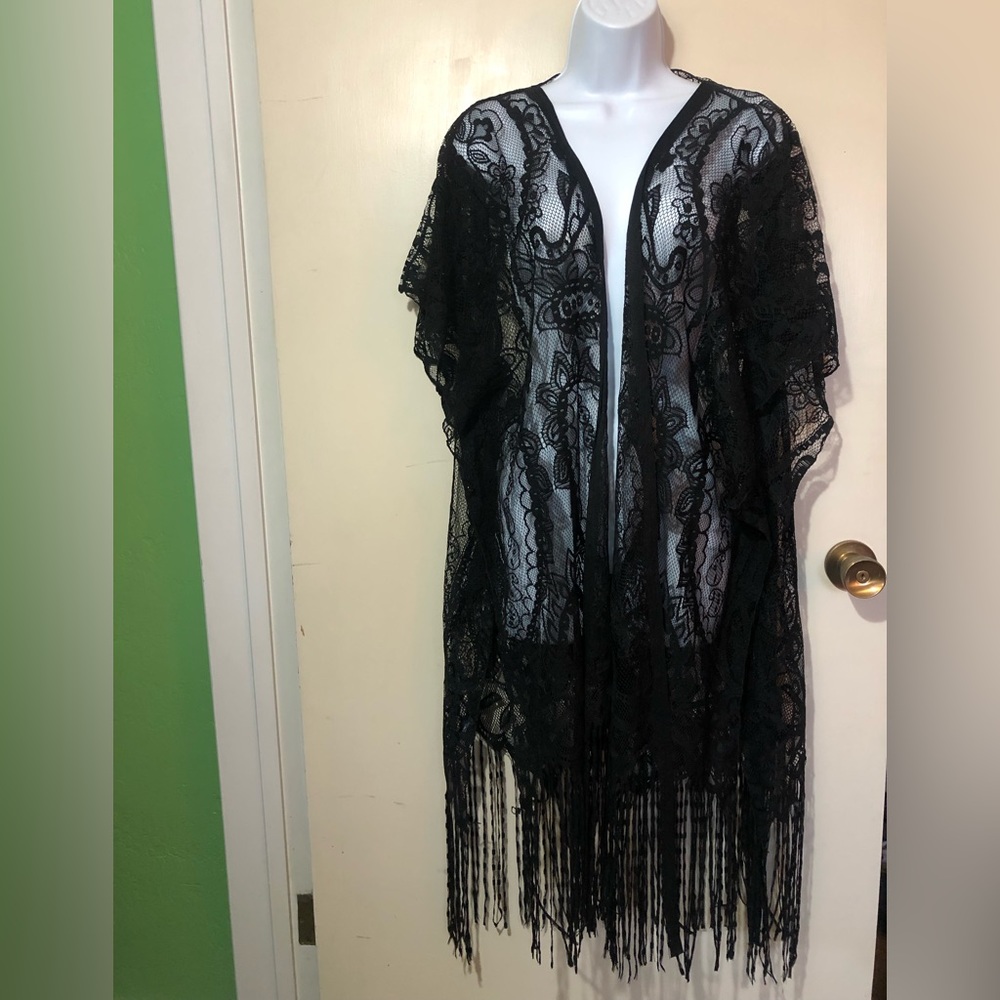 Black lace kimono